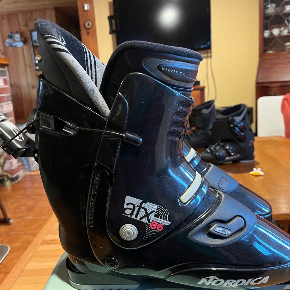 Nordica Black Ski Boots